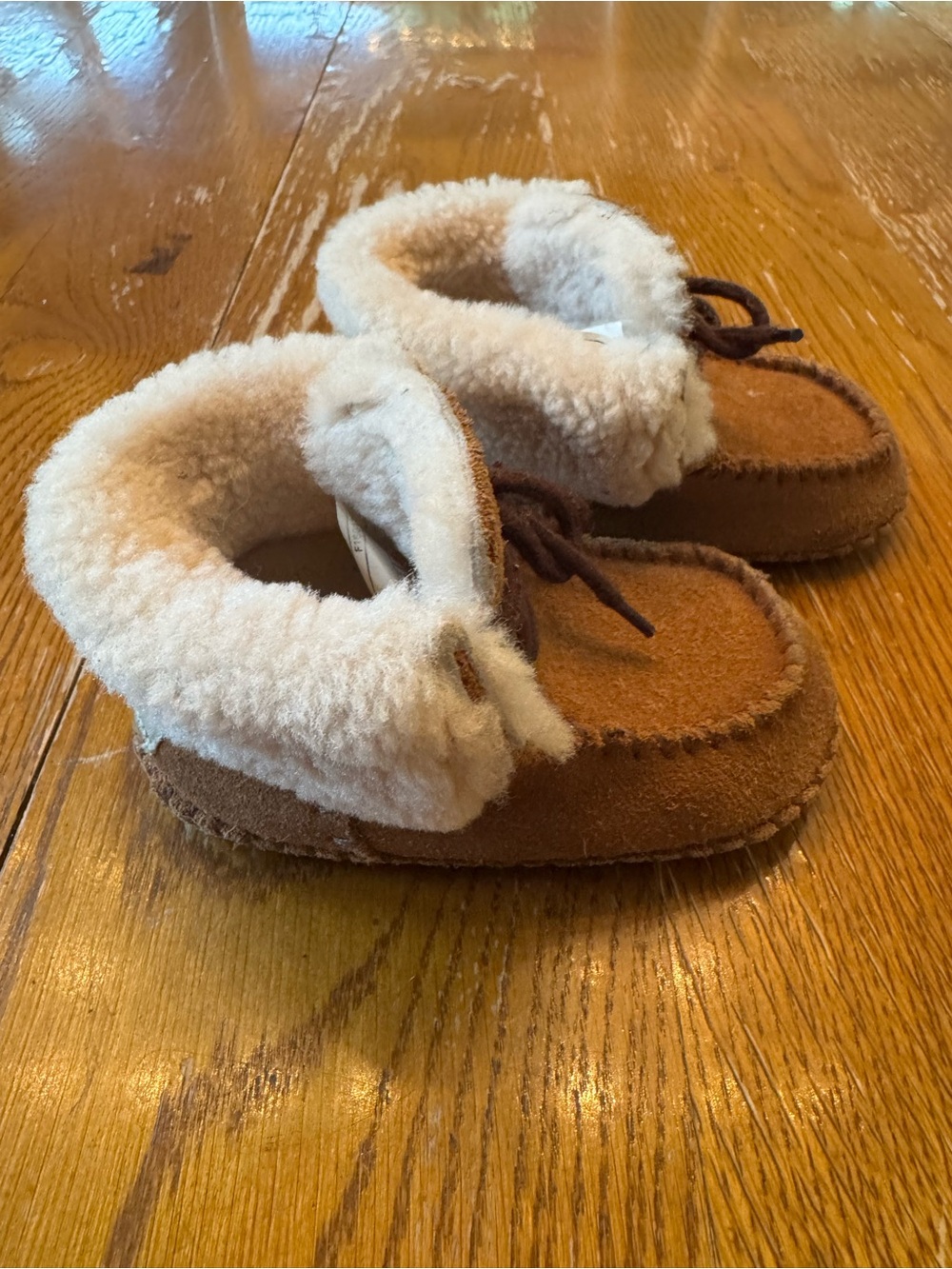 UGG Kids Shearling-Lined Suede Moccasin Slippers in Brown and Cream